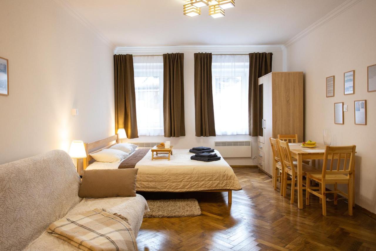 Peaceful Studio On Rynok Square Lemberg Exterior foto